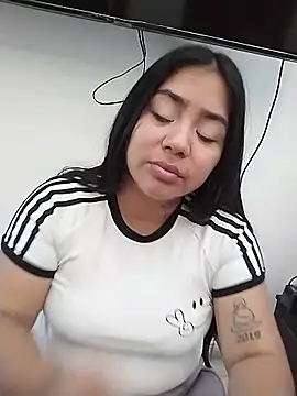 Snapshot of Amber_Herrera chatting on 06-09-26, 12:28 Amber Herrera online show from 06-09-26, 12:28