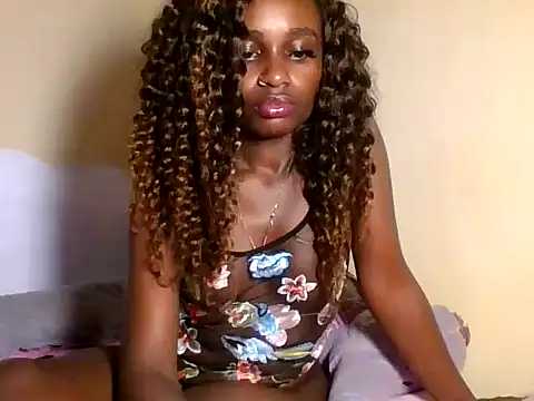 Snapshot of mohsexypretty chatting on 06-11-26, 12:54 mohsexypretty online show from 06-11-26, 12:54