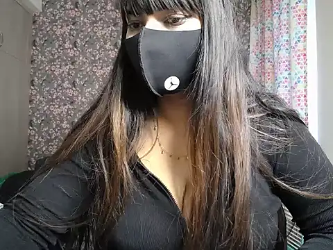 Snapshot of Goddess_Ruhii chatting on 06-17-26, 12:11 Goddess Ruhii online show from 06-17-26, 12:11
