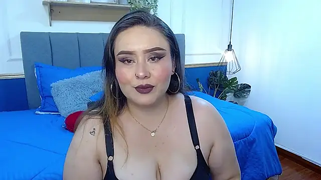 Snapshot of Khalia_ chatting on 06-11-26, 07:00 Khalia online show from 06-11-26, 07:00
