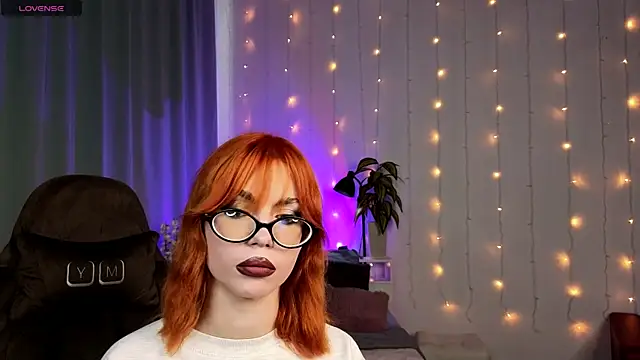 Velvet  Kiss online show from 07-21-26, 01:34