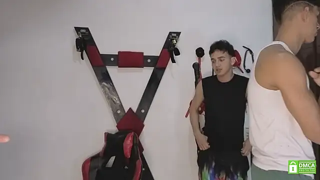 Nicolas AthleticBoy online show from 06-19-26, 07:52
