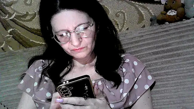 Snapshot of Dear_Annet chatting on 06-10-26, 06:20 Dear Annet online show from 06-10-26, 06:20