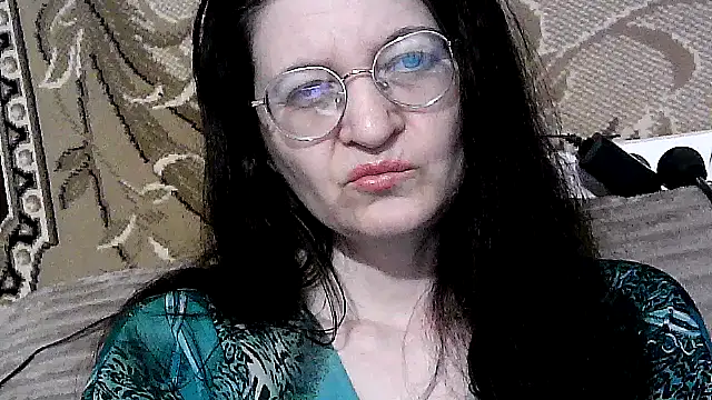 Snapshot of Dear_Annet chatting on 07-21-26, 07:59 Dear Annet online show from 07-21-26, 07:59
