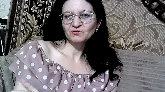 Snapshot of Dear_Annet chatting on 06-09-26, 08:32 Dear Annet online show from 06-09-26, 08:32