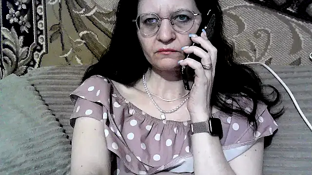 Snapshot of Dear_Annet chatting on 07-25-26, 05:52 Dear Annet online show from 07-25-26, 05:52