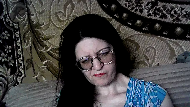 Snapshot of Dear_Annet chatting on 06-14-26, 11:55 Dear Annet online show from 06-14-26, 11:55