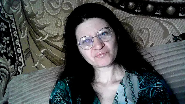 Snapshot of Dear_Annet chatting on 06-25-26, 08:30 Dear Annet online show from 06-25-26, 08:30