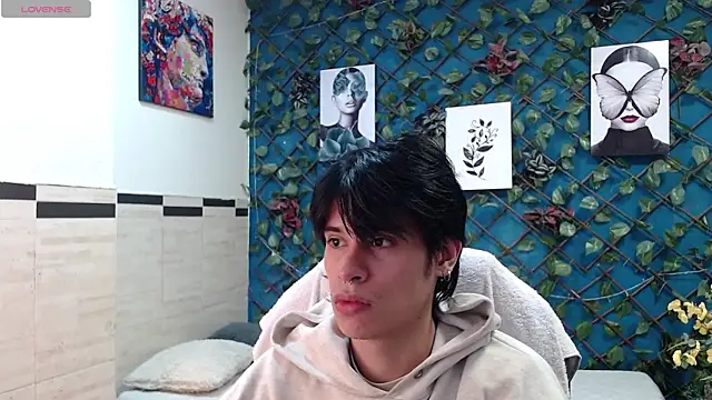 Snapshot of wayath1 chatting on 07-09-26, 11:10 wayath1 online show from 07-09-26, 11:10