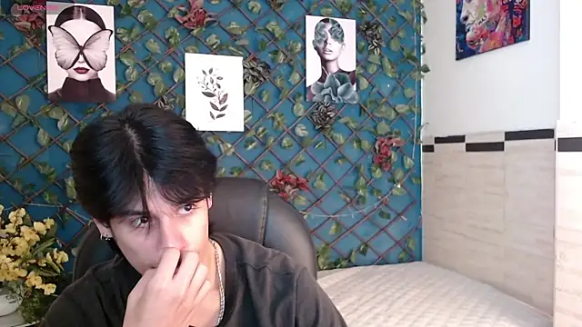 Snapshot of wayath1 chatting on 07-03-26, 11:17 wayath1 online show from 07-03-26, 11:17