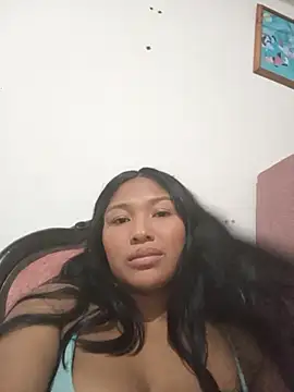 Snapshot of MoonMua chatting on 06-05-26, 01:54 MoonMua online show from 06-05-26, 01:54