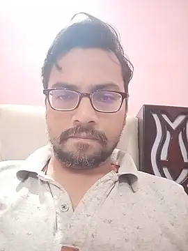 Snapshot of rajkink00 chatting on 06-09-26, 04:08 rajkink00 online show from 06-09-26, 04:08
