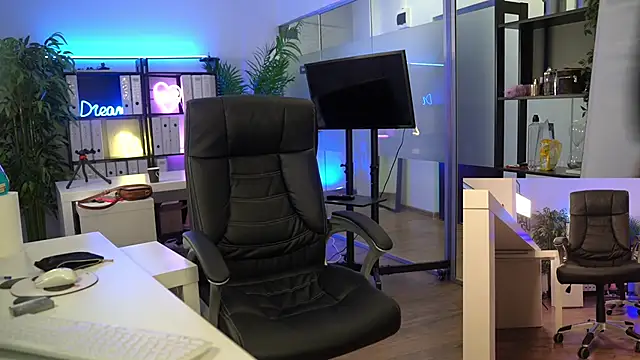 BabesGoWild online show from 03-06-26, 05:46