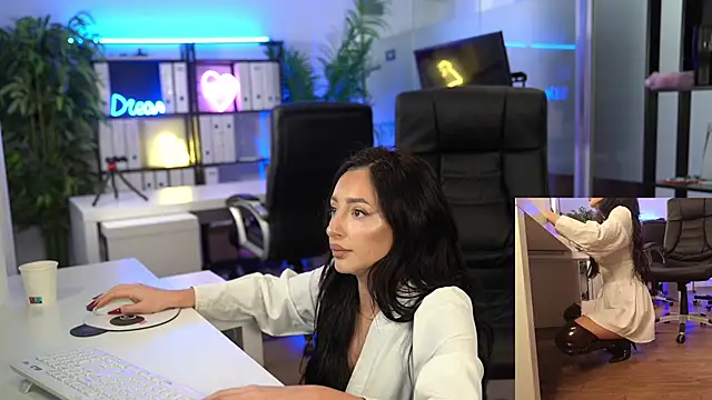 BabesGoWild online show from 02-21-26, 05:42