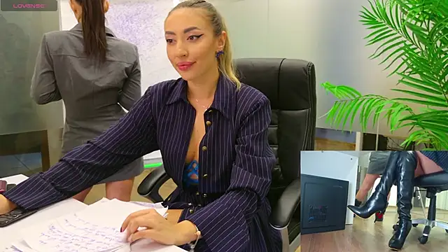 BabesGoWild online show from 01-28-25, 12:05