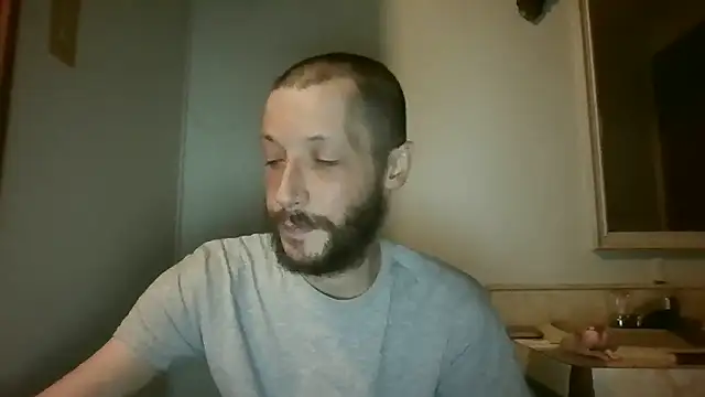 Snapshot of IggyGodsbane chatting on 06-12-26, 04:54 IggyGodsbane online show from 06-12-26, 04:54