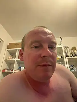 Snapshot of Palered chatting on 07-21-26, 10:22 Palered online show from 07-21-26, 10:22
