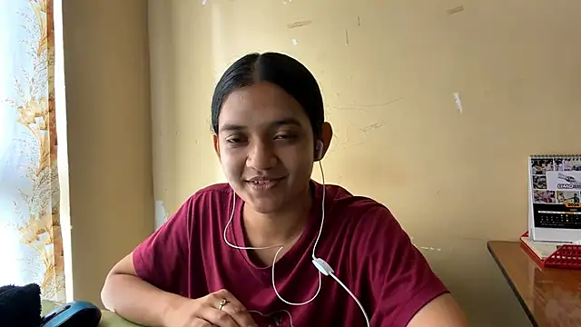 Snapshot of yuna_luxy chatting on 06-10-26, 08:04 yuna luxy online show from 06-10-26, 08:04