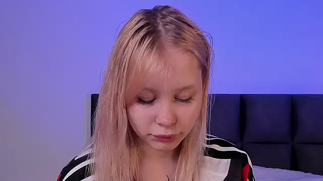 softangelxkisses online show from 06-21-26, 06:41