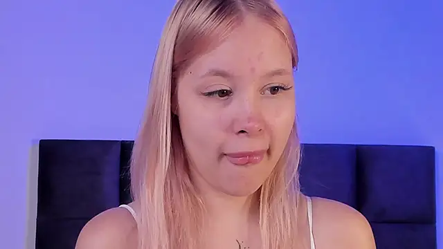 softangelxkisses online show from 06-18-26, 06:34