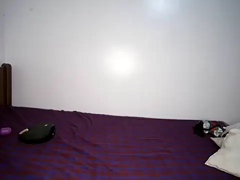 Snapshot of Nelly___ chatting on 07-10-26, 10:37 Nelly online show from 07-10-26, 10:37