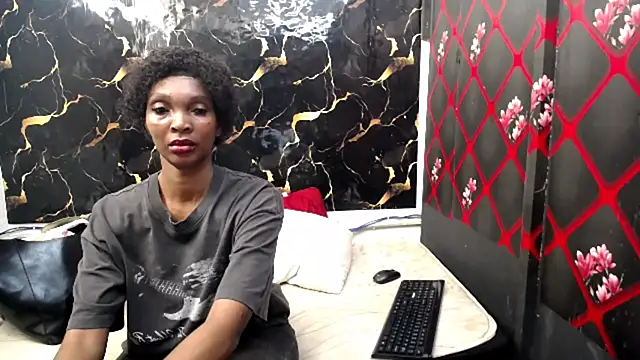 Snapshot of Caramelminxx_ chatting on 07-26-26, 07:59 Caramelminxx online show from 07-26-26, 07:59