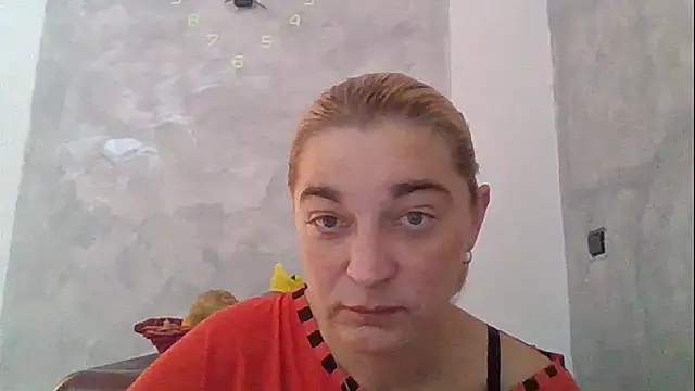 Snapshot of Morgana973 chatting on 06-06-26, 06:18 Morgana973 online show from 06-06-26, 06:18