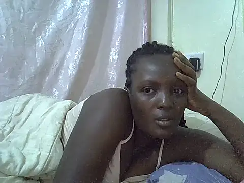 Hot-Zelinda online show from 07-19-26, 11:01