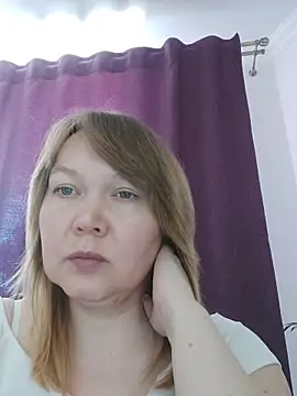Snapshot of MarikaLane chatting on 06-06-26, 01:05 MarikaLane online show from 06-06-26, 01:05