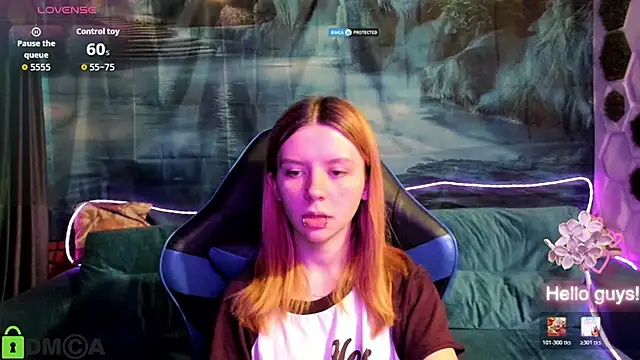 CarolInWonderland online show from 07-22-26, 06:59