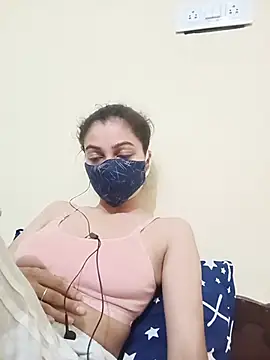 Shaina01 online show from 06-20-26, 06:46