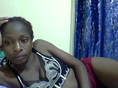Snapshot of blackfox_ebonny chatting on 06-10-26, 12:28 blackfox ebonny online show from 06-10-26, 12:28
