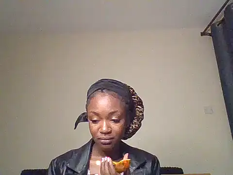 Snapshot of Lill_Miss chatting on 07-16-26, 03:09 Lill Miss online show from 07-16-26, 03:09