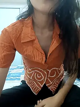 Snapshot of its_zoya_89 chatting on 06-07-26, 02:44 its zoya 89 online show from 06-07-26, 02:44