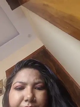 Snapshot of sheela_3563 chatting on 06-11-26, 05:04 sheela 3563 online show from 06-11-26, 05:04