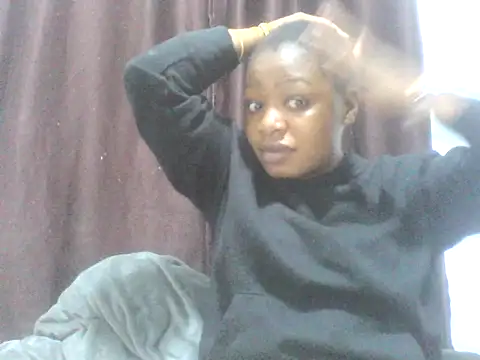 sweett camillah online show from 06-18-26, 11:48