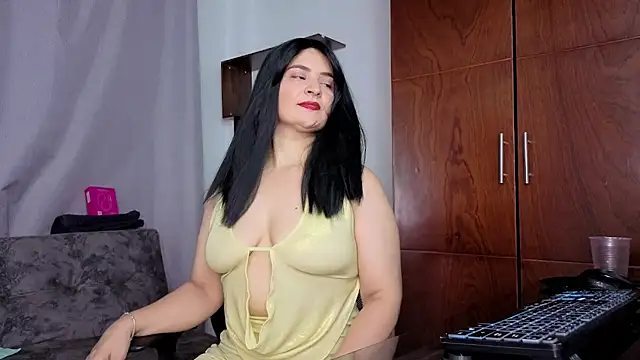dulce 122 online show from 06-15-26, 07:46