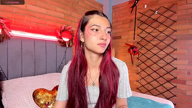 Emma belley online show from 07-07-26, 06:11