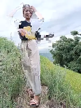 Snapshot of Sky-beo chatting on 06-23-26, 10:46 Sky-beo online show from 06-23-26, 10:46