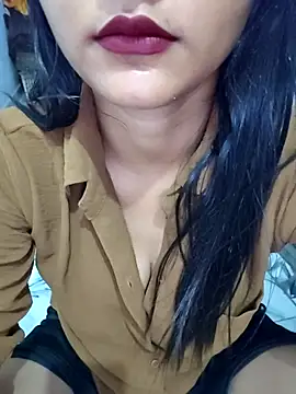 Miss-cutee online show from 06-16-26, 06:19