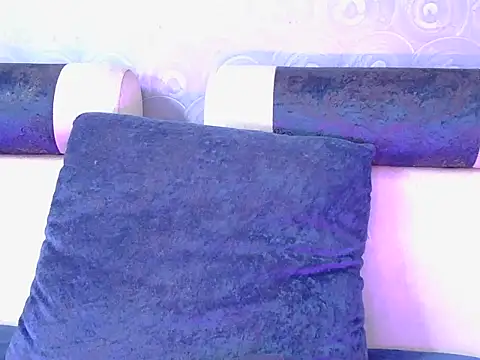 Snapshot of cute-iraa chatting on 07-07-26, 07:45 cute-iraa online show from 07-07-26, 07:45