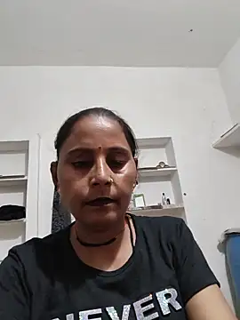 Snapshot of Karishna_hot chatting on 06-14-26, 04:30 Karishna hot online show from 06-14-26, 04:30
