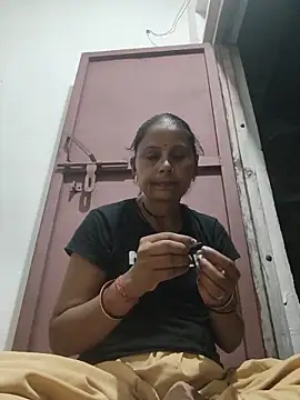Snapshot of Karishna_hot chatting on 06-19-26, 07:41 Karishna hot online show from 06-19-26, 07:41