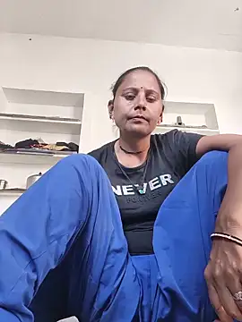 Snapshot of Karishna_hot chatting on 06-21-26, 11:16 Karishna hot online show from 06-21-26, 11:16