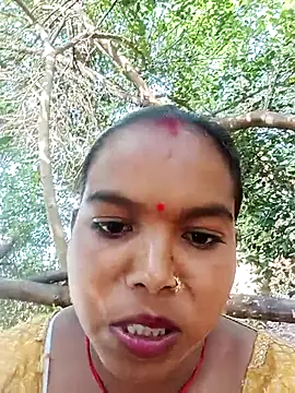 Snapshot of Nirmla_khan chatting on 06-18-26, 03:27 Nirmla khan online show from 06-18-26, 03:27