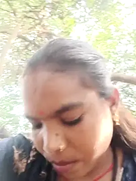 Snapshot of Nirmla_khan chatting on 06-18-26, 11:48 Nirmla khan online show from 06-18-26, 11:48
