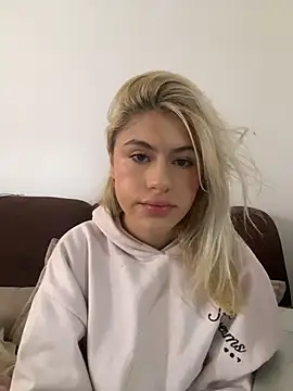 Snapshot of Lia-firee chatting on 07-10-26, 02:06 Lia-firee online show from 07-10-26, 02:06