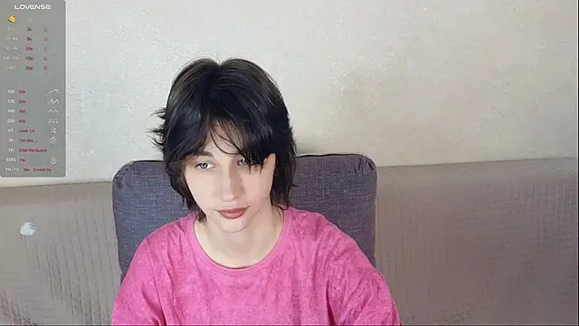 Snapshot of Carolina_Lu chatting on 06-08-26, 03:18 Carolina Lu online show from 06-08-26, 03:18