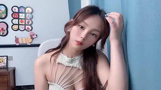 Snapshot of pingping78 chatting on 06-14-26, 02:40 pingping78 online show from 06-14-26, 02:40