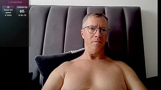 Snapshot of SinfulPulse69 chatting on 07-17-26, 11:40 SinfulPulse69 online show from 07-17-26, 11:40